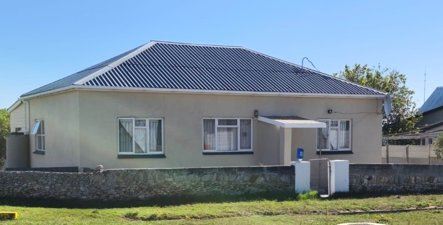 4 Bedroom Property for Sale in Gansbaai Central Western Cape